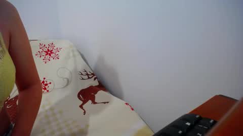 Snapshot of franceskcaa chatting on January 6, 6:31 pm franceskcaa online show from January 6, 6:31 pm