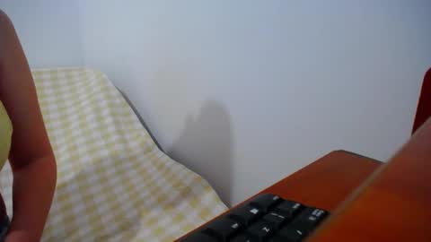 Snapshot of franceskcaa chatting on January 16, 6:37 pm franceskcaa online show from January 16, 6:37 pm