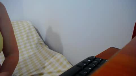 Snapshot of franceskcaa chatting on February 21, 6:26 pm franceskcaa online show from February 21, 6:26 pm