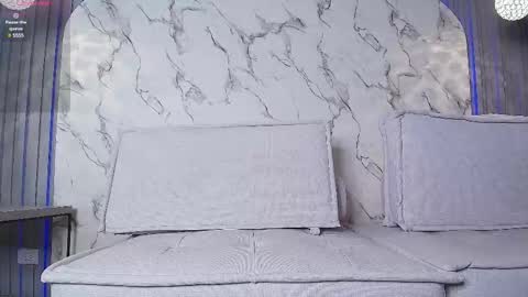 Snapshot of franchesca_de_luca chatting on March 1, 10:53 pm franchesca_de_luca online show from March 1, 10:53 pm