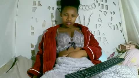 francilla online show from February 1, 9:46 pm