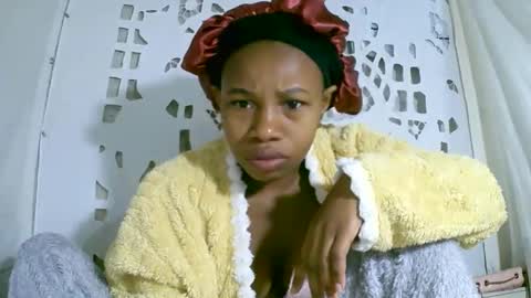 francilla online show from February 11, 6:29 am