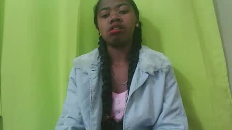 Snapshot of francinealdy chatting on September 24, 3:10 am francinealdy online show from September 24, 3:10 am