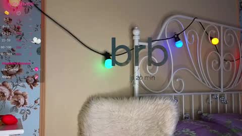 Snapshot of frankiefoxie chatting on February 28, 2:20 am Franky online show from February 28, 2:20 am