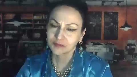 Snapshot of frankieteasing chatting on April 12, 6:35 pm frankieteasing online show from April 12, 6:35 pm