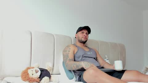 frank online show from May 16, 6:50 pm