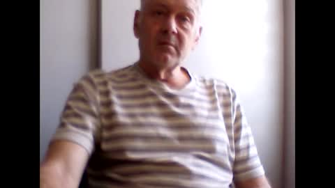 frannkboy61 online show from April 25, 10:07 am