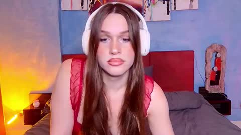 I am franzeva  online show from February 24, 7:06 am