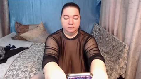 frau_becky online show from December 23, 7:39 am