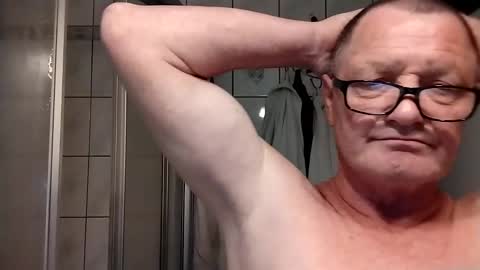 Wolfi online show from March 3, 10:17 am