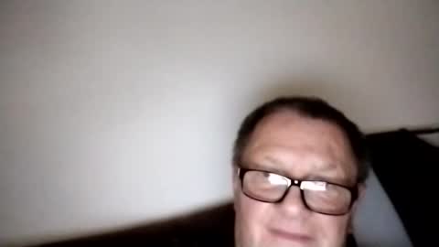 Wolfi online show from November 20, 8:58 am