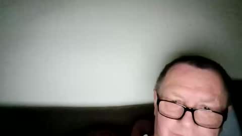 Wolfi online show from March 29, 7:30 am