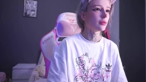 Asya UwU   online show from January 8, 8:22 pm