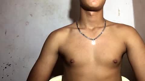 Snapshot of fraxxxel chatting on March 2, 2:58 am fraxxxel online show from March 2, 2:58 am