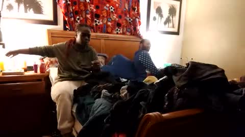 Snapshot of freakeazy chatting on February 2, 4:00 am freakeazy online show from February 2, 4:00 am