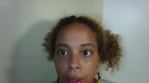 Snapshot of freakjawn1992 chatting on December 11, 3:58 pm FreakJawn online show from December 11, 3:58 pm