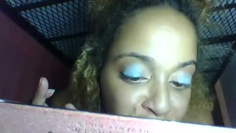Snapshot of freakjawn1992 chatting on January 11, 2:52 am FreakJawn online show from January 11, 2:52 am