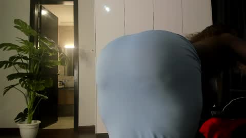 Sandra online show from May 11, 2:17 am