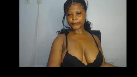 Freaky lily online show from February 21, 8:21 pm