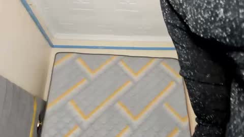 Kandy online show from January 9, 8:50 am