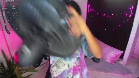 Lia Gomez online show from April 4, 11:02 pm