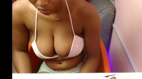 Snapshot of freaky_luna chatting on October 12, 3:38 am luna online show from October 12, 3:38 am