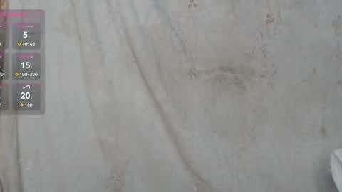 Snapshot of freaky_maxy chatting on September 21, 9:05 pm maxy online show from September 21, 9:05 pm