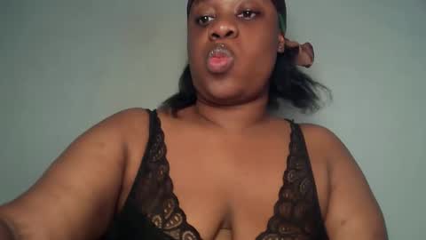 freaky slut5 online show from April 25, 4:15 am