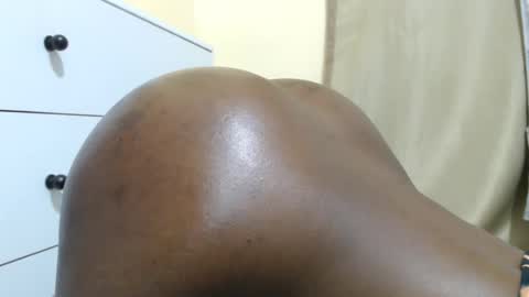 freakycoco1 online show from May 8, 7:52 pm