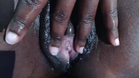 freakycoco1 online show from May 9, 8:03 pm