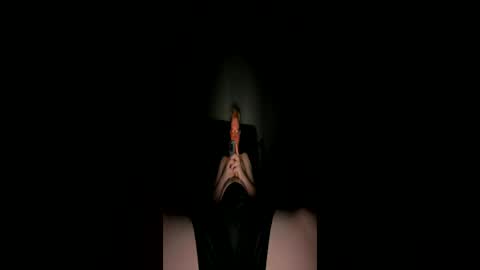 freakydavey24 online show from June 16, 3:20 am