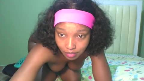 Freakydonna online show from April 18, 12:20 pm