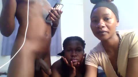 freakyg292511 online show from March 27, 5:02 am