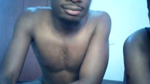 freakyg292511 online show from April 4, 12:02 pm