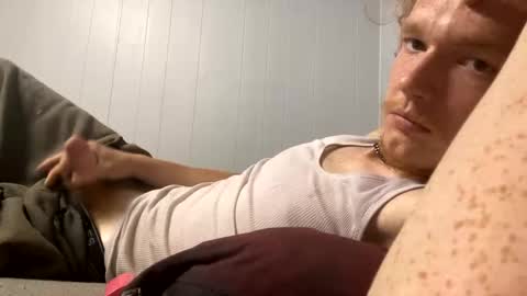 Snapshot of freakygrinds chatting on September 22, 9:28 pm freakygrinds online show from September 22, 9:28 pm