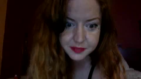 Snapshot of freckledfreaks chatting on February 16, 1:27 pm Me Myself Irene online show from February 16, 1:27 pm
