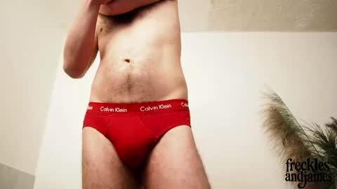 frecklesandjames online show from June 23, 1:42 pm