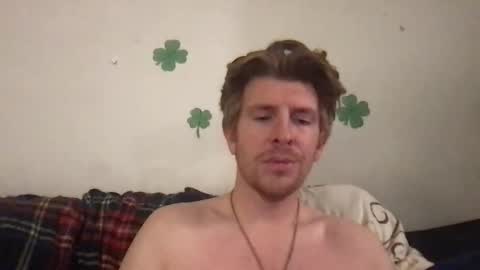 Snapshot of freddyfootball chatting on March 8, 2:04 am Freddy Foot Balls online show from March 8, 2:04 am