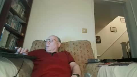 Snapshot of fredlittledick4 chatting on February 15, 7:05 am Keith online show from February 15, 7:05 am