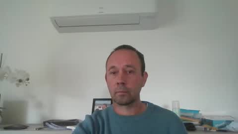 fredodu41 online show from May 15, 12:23 pm