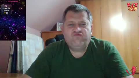 freeboy80180 online show from December 1, 5:40 pm