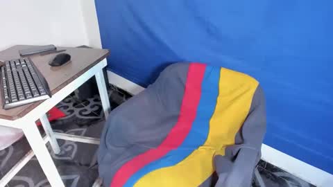 shakur online show from May 5, 6:49 pm