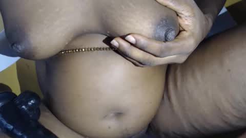 babyyo online show from March 4, 8:31 am