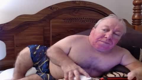 Cute Lil Man online show from November 15, 7:27 am