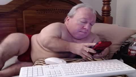 Cute Lil Man online show from November 23, 6:46 am