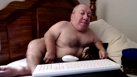 Cute Lil Man online show from May 12, 5:04 am