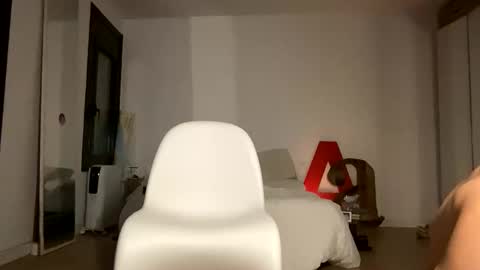 freeslt online show from April 3, 7:56 pm