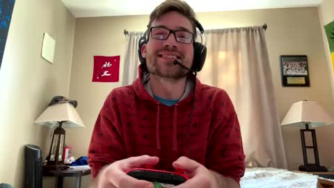 freezeskiii online show from December 4, 7:22 pm