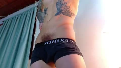 Snapshot of french_sexx chatting on March 25, 7:31 pm Xavier online show from March 25, 7:31 pm