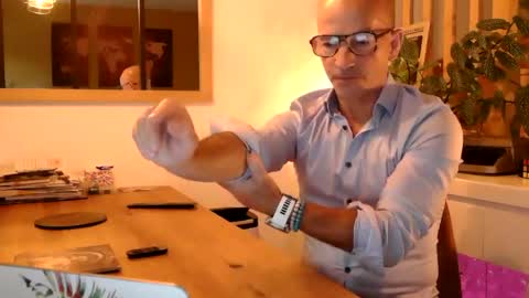 Frenchdaddylove online show from June 8, 5:46 pm